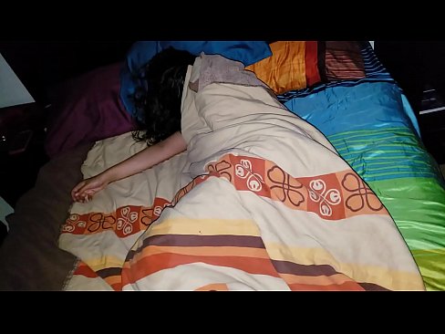 ❤️ Styvbarn som skäller ut sin unga styvmor medan hon sover. ❤ Sluts at us ❌